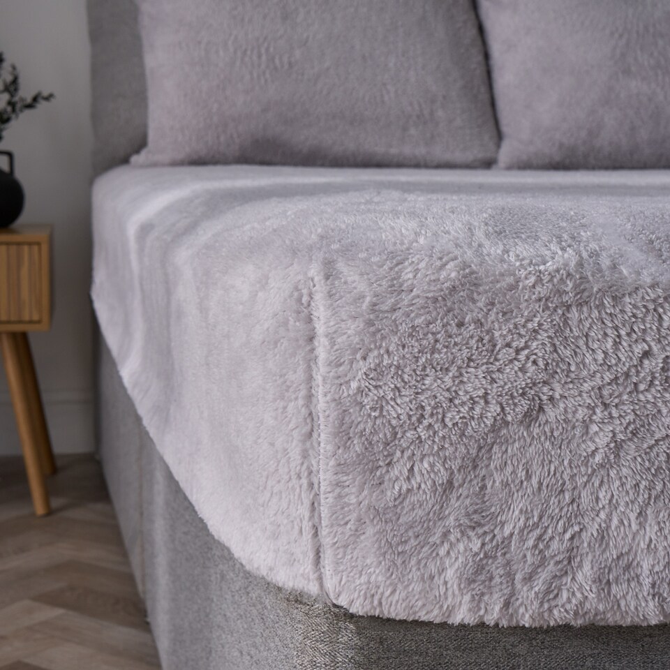 image 1 of OHS Teddy Fleece Thermal Fitted Bed Sheet