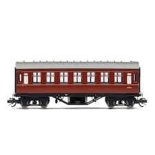 Hornby TT:120 57' Corridor Third Coach M1832M BR