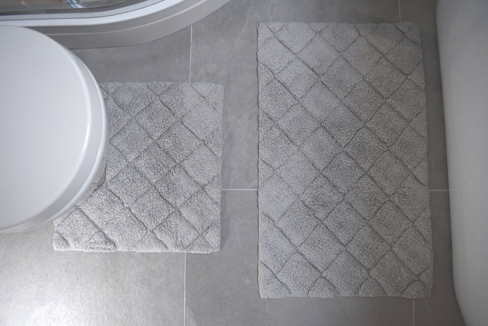 image 1 of Kyra 2 Piece Bathroom Cotton Mat and Pedestal Set | Silver