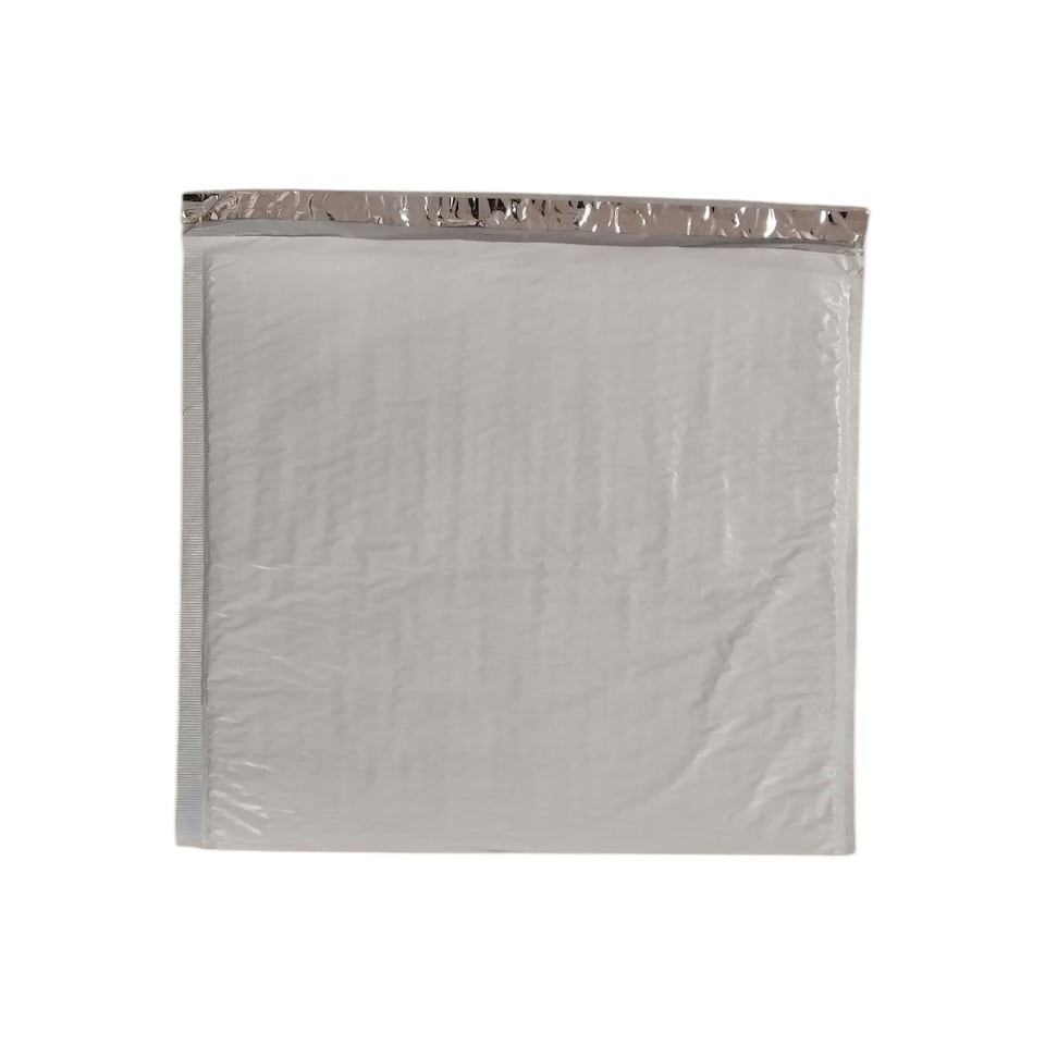 image 1 of Bubble Lined Plastic Envelopes 35.6 x 43.2 cm