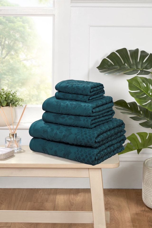 image 1 of Versailles Jacquard Cotton Bath Sheet Towels Set Of 2 | Blue | Bath sheet | 2