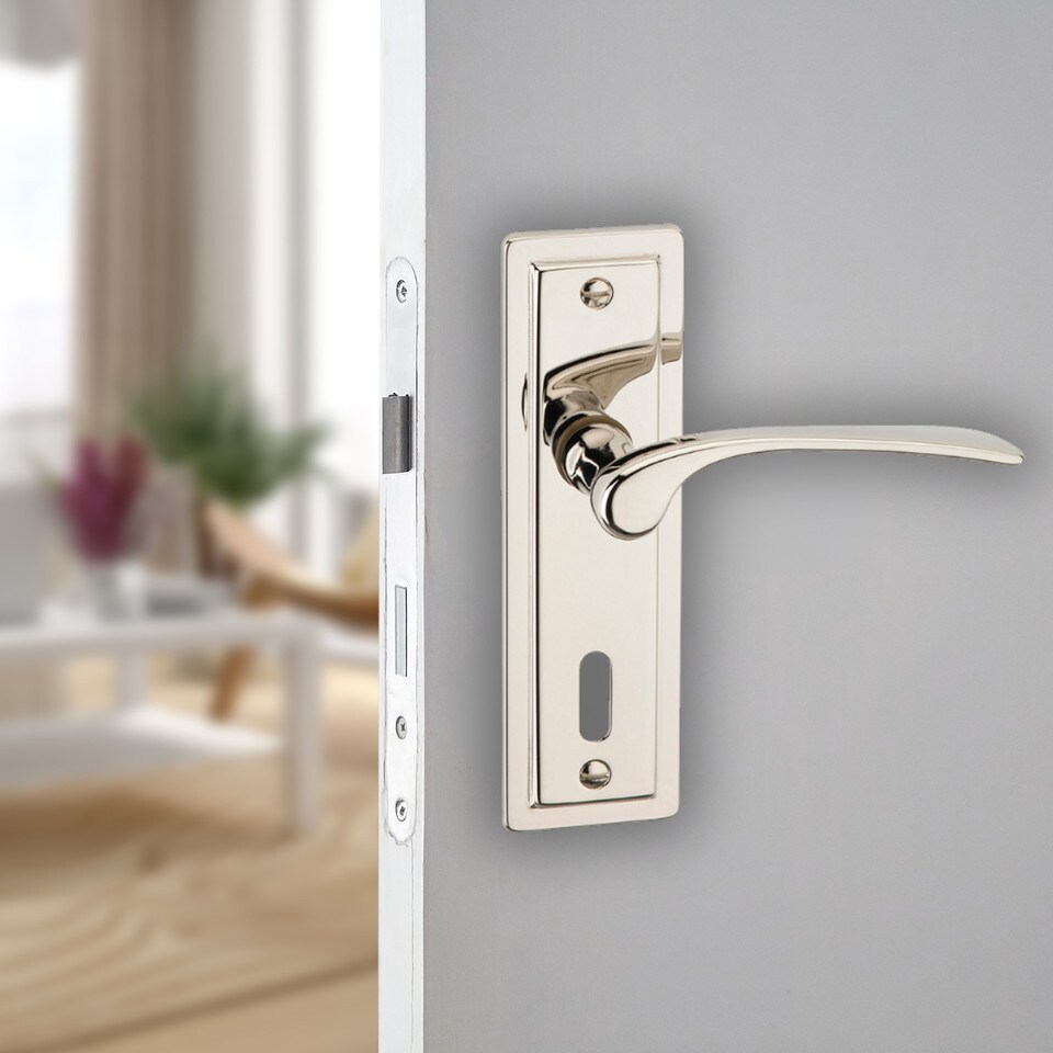 image 1 of Como Metal Lever Latch Door Handles Set Rose Internal & External | Silver | 4x Polished Nickel Keyhole