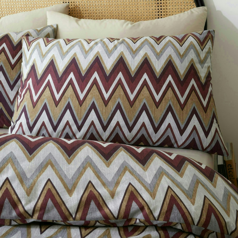 image 1 of Portfolio Home Tyler Zig Zag Geometric Bedding Duvet Cover Set Purple | Single