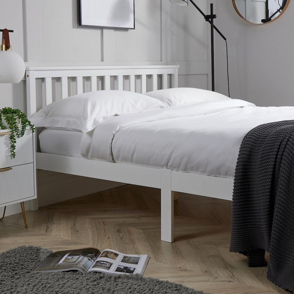 image 1 of Double Pine Solid Wood Bed 4ft6 White Low End Slatted Base Headboard Furniture