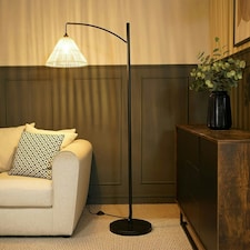 ValueLights Preto Black Metal Curve Stem Floor Lamp with a Rattan Wicker Tapered Shade