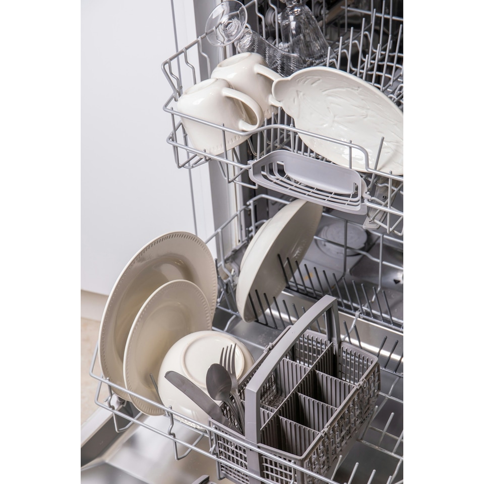 image 1 of Mikasa Serving Dish White Ceramic Oval 30.5cm