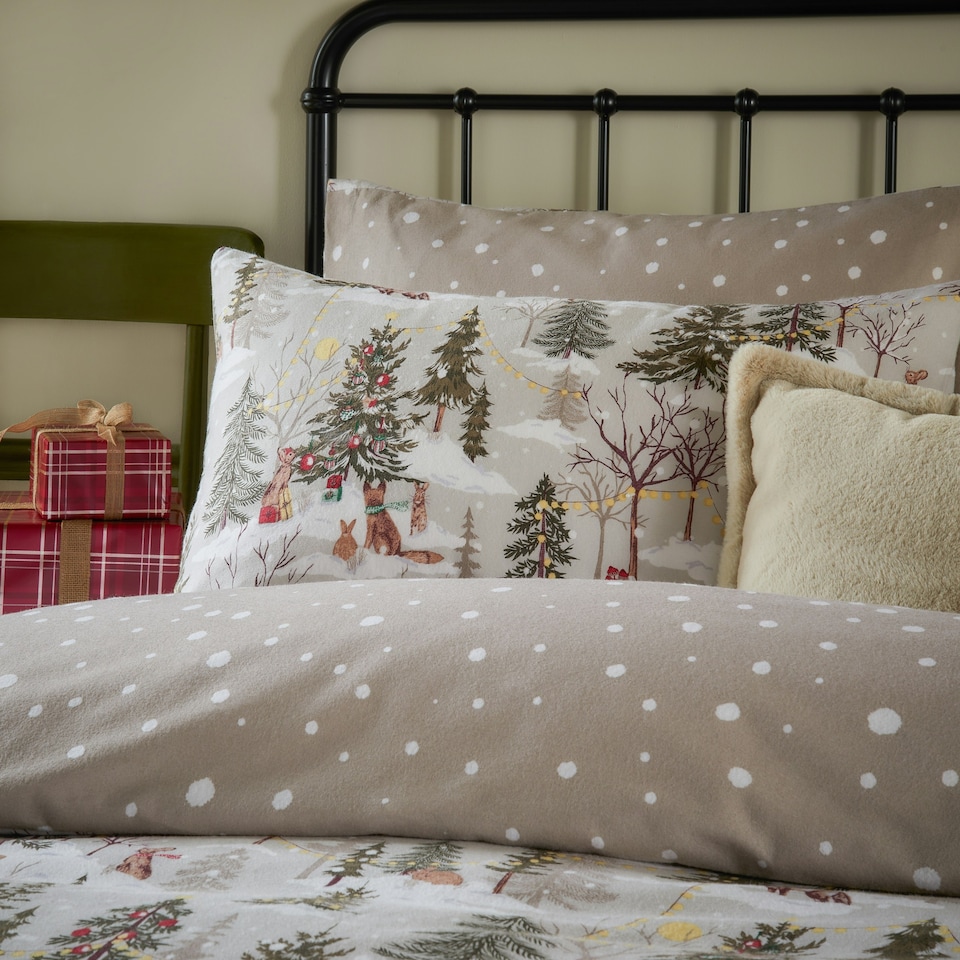 image 1 of furn. Forest Festivities Printed Double Duvet Set | Cream | Double | 1