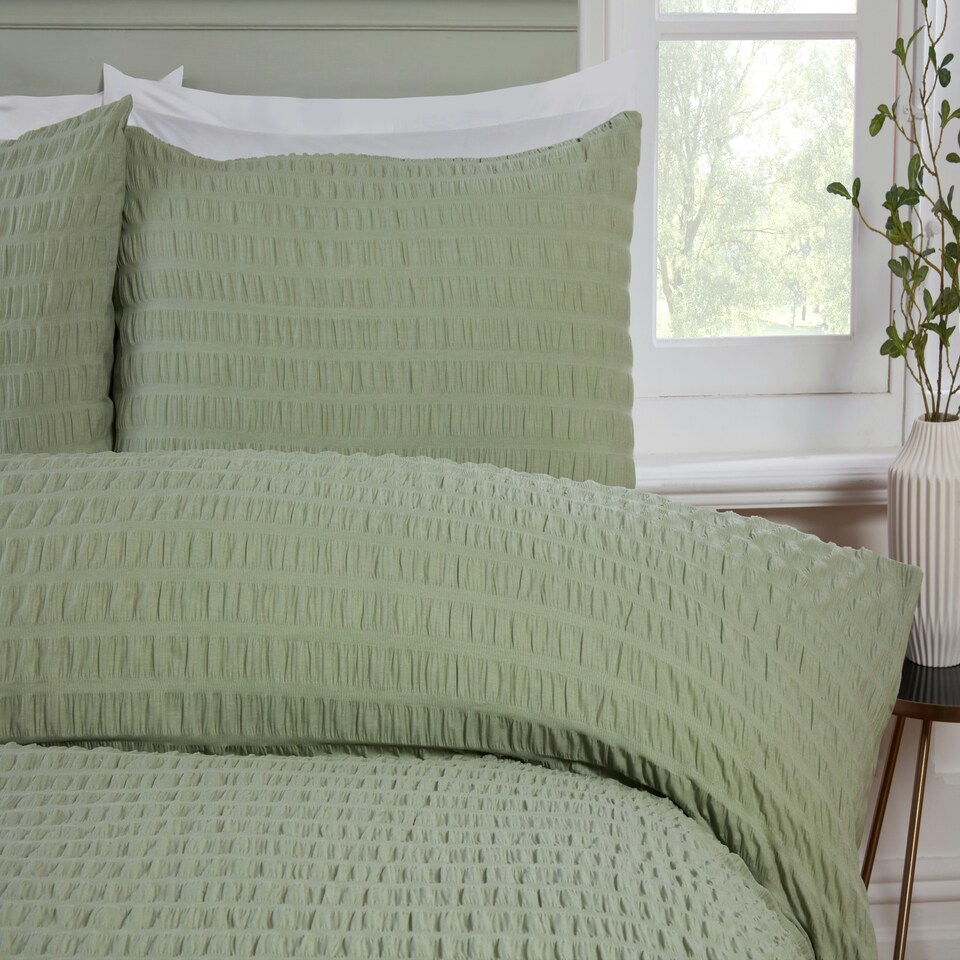 image 1 of Seersucker Polycotton Duvet Cover Set with Pillowcase