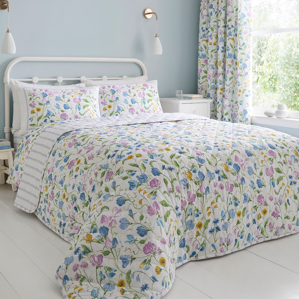 image 1 of D & D Sweetpea Floral Bedspread Lilac