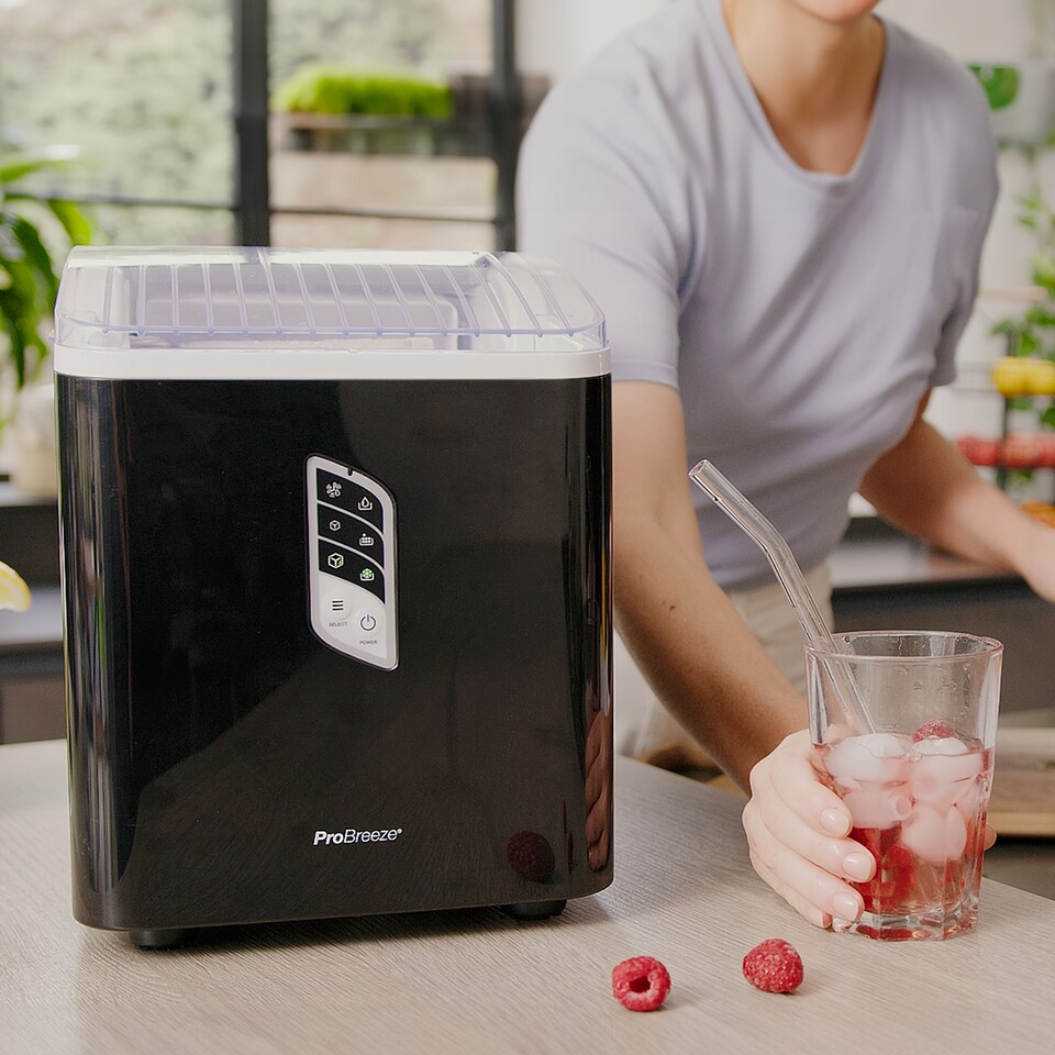 image 1 of Pro Breeze Countertop Ice Cube Maker - Black