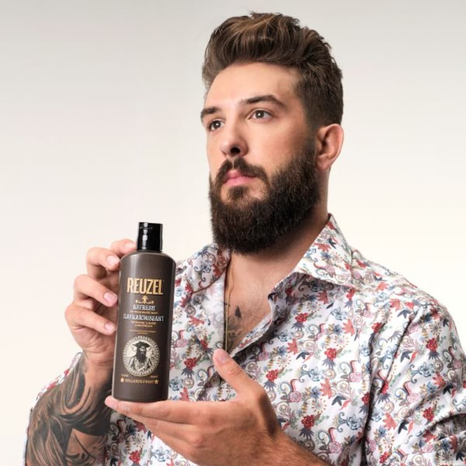image 1 of Reuzel Refresh No Rinse Beard Wash Instantly Freshens Beard Softens and Hydrates Beard Emergency Shower in a Bottle Freshens Beard and Keeps It Moisturized Softens Coarse Hair 200 ml | Multi | Can you make a product discription for this product please