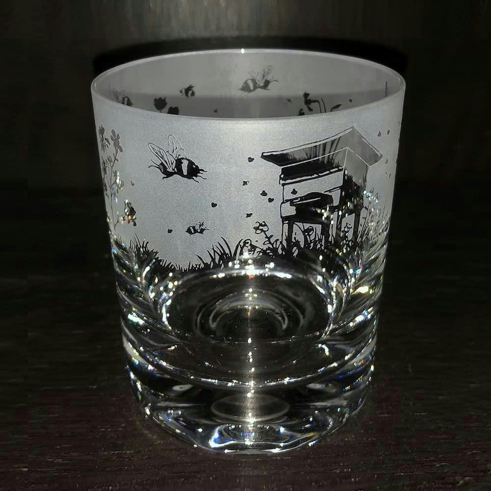 Animo Glass Whisky Tumbler Etched Glass Bee