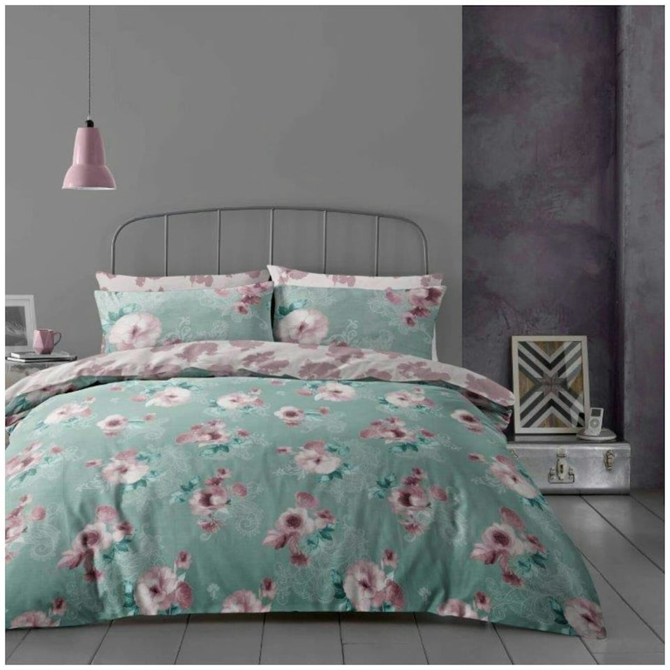 image 1 of VELVETIO Shelby Complete Duvet Cover Set with Fitted Sheet Breathable Bedding Quilt