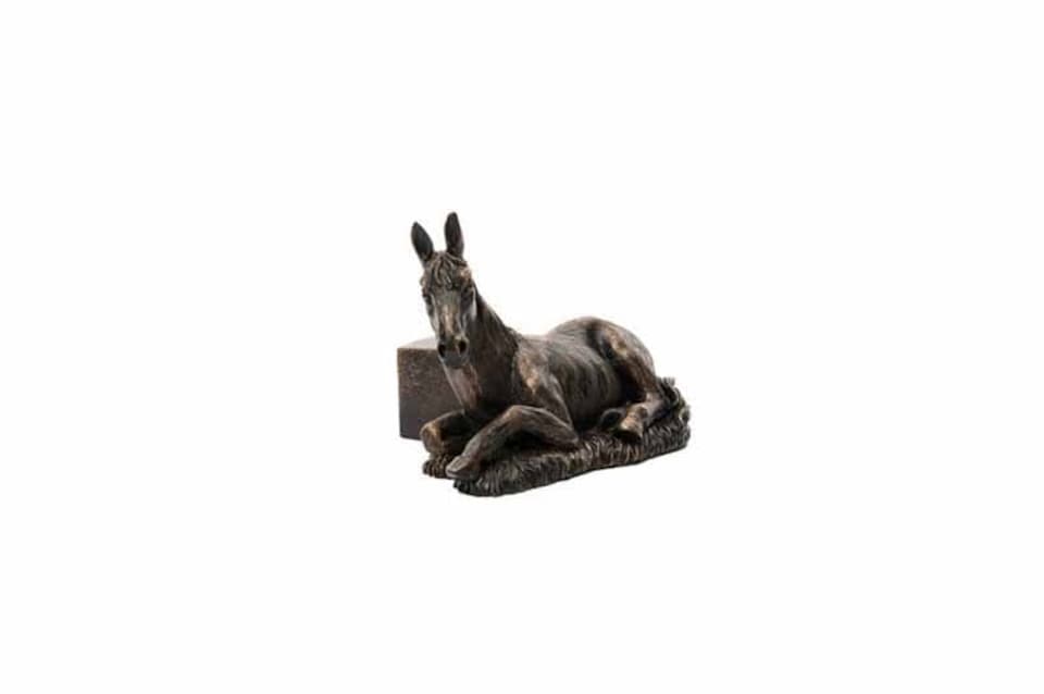image 1 of Horse Laying Plant Pot Feet - Set of 3 | Grey