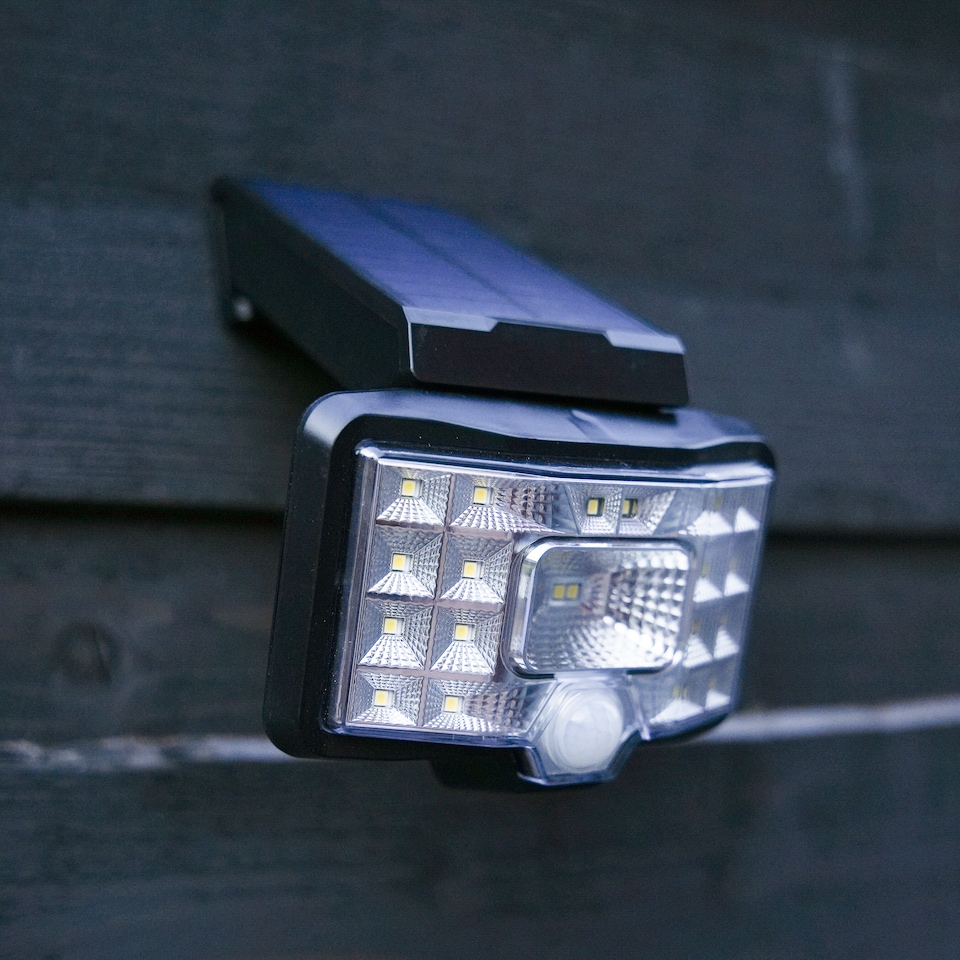 image 1 of Gardenwize Solar LED Motion Sensor Swivel Security Wall Light