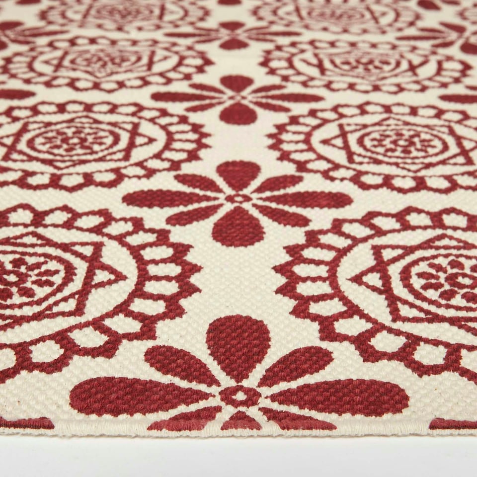 image 1 of Homescapes Cassia Red Cotton Geometric Rug - 160 x 230 cm Red | 160 x 230 cm