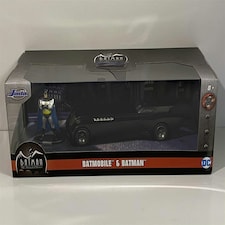 Batman Animated Batmobile with Figure 1:32 Scale Jada 31705