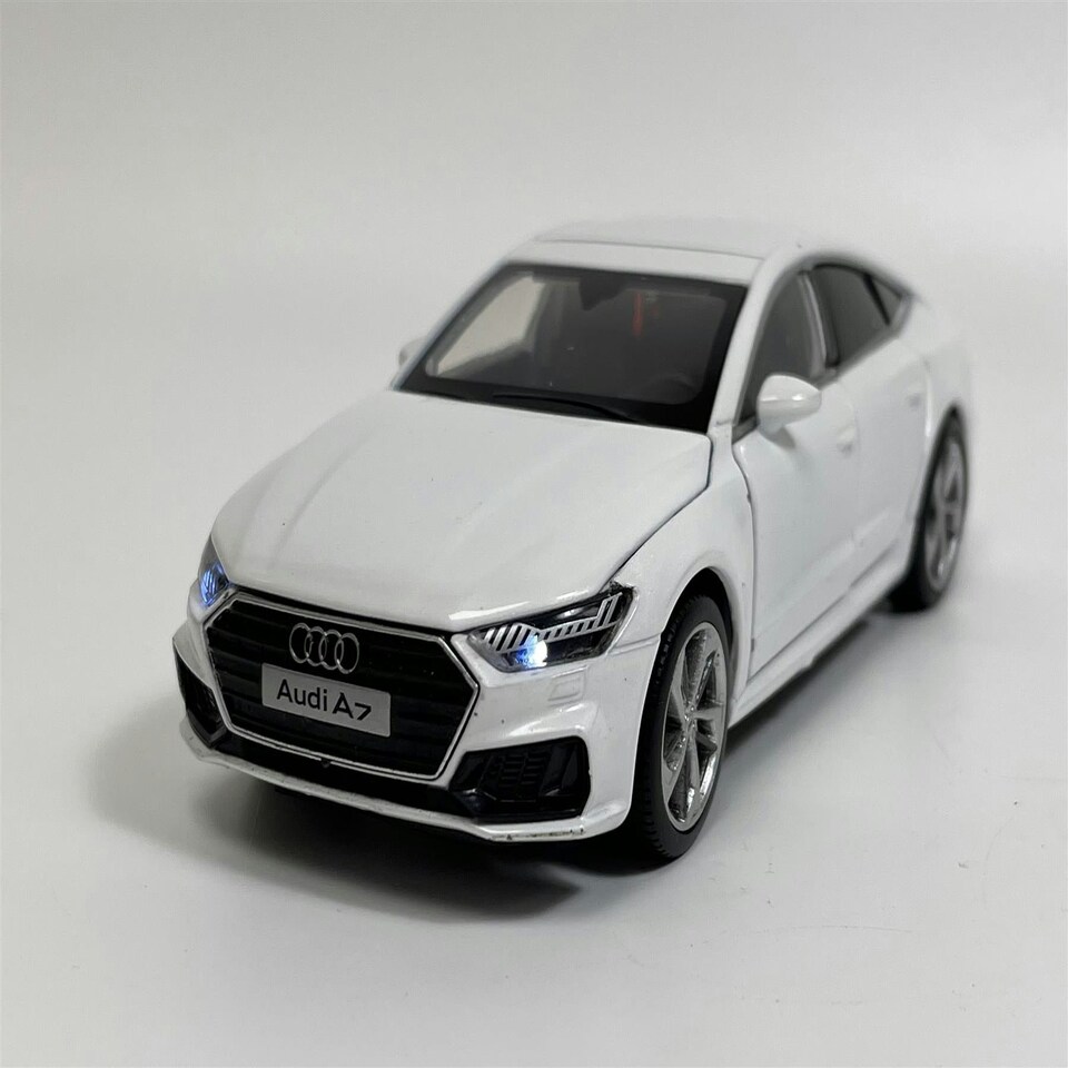 image 1 of Audi A7 White LHD Light and Sound 1:32 Scale Tayumo 32140017