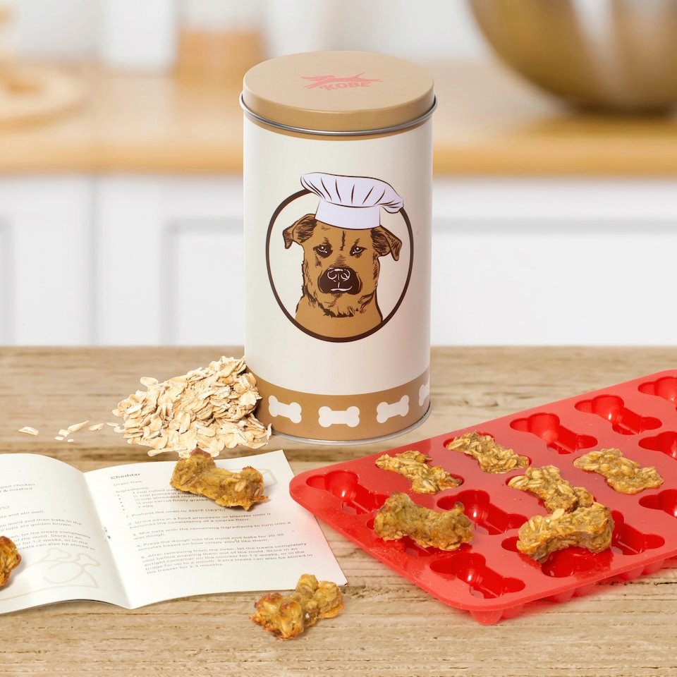 image 1 of Kobe Make Your Own Dog Treats Silicone Mould + Recipe Book