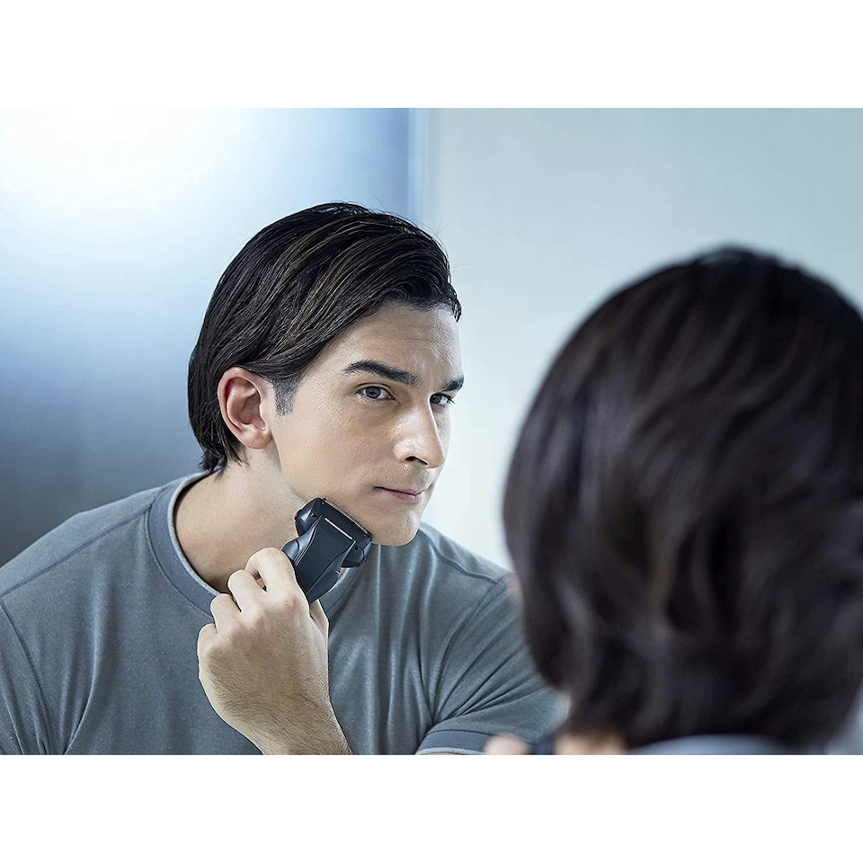 image 1 of Panasonic ES-RT37 Black Wet and Dry Electric 3-Blade Shaver for Men