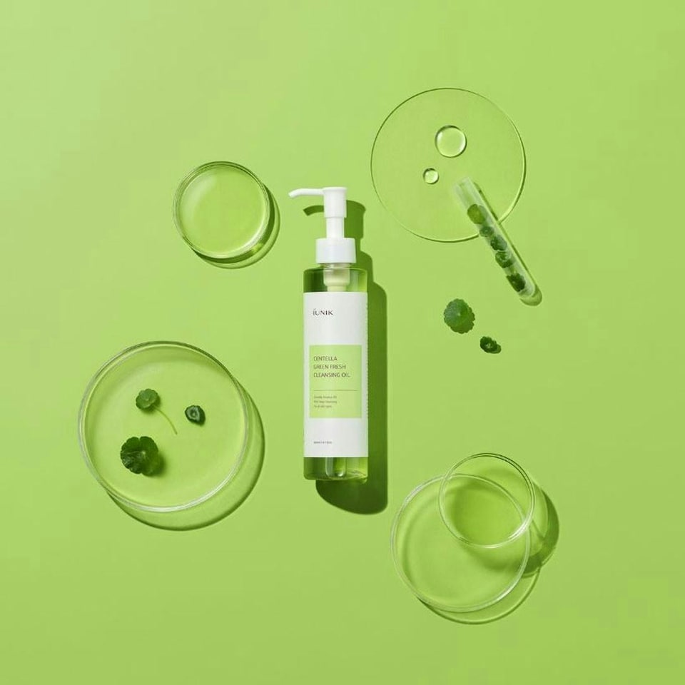 image 1 of iUNIK Centella Green Fresh Cleansing Oil 200ml