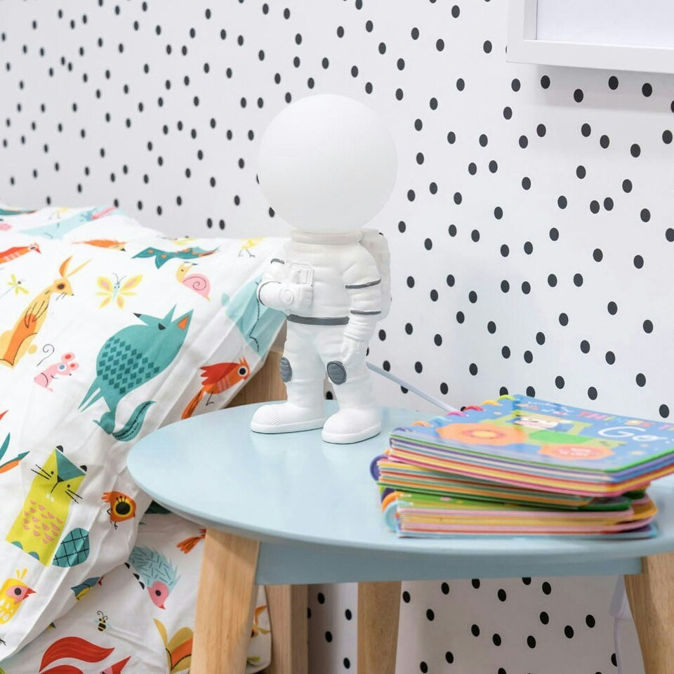image 1 of ValueLights Tom Childrens Painted White Table Lamp