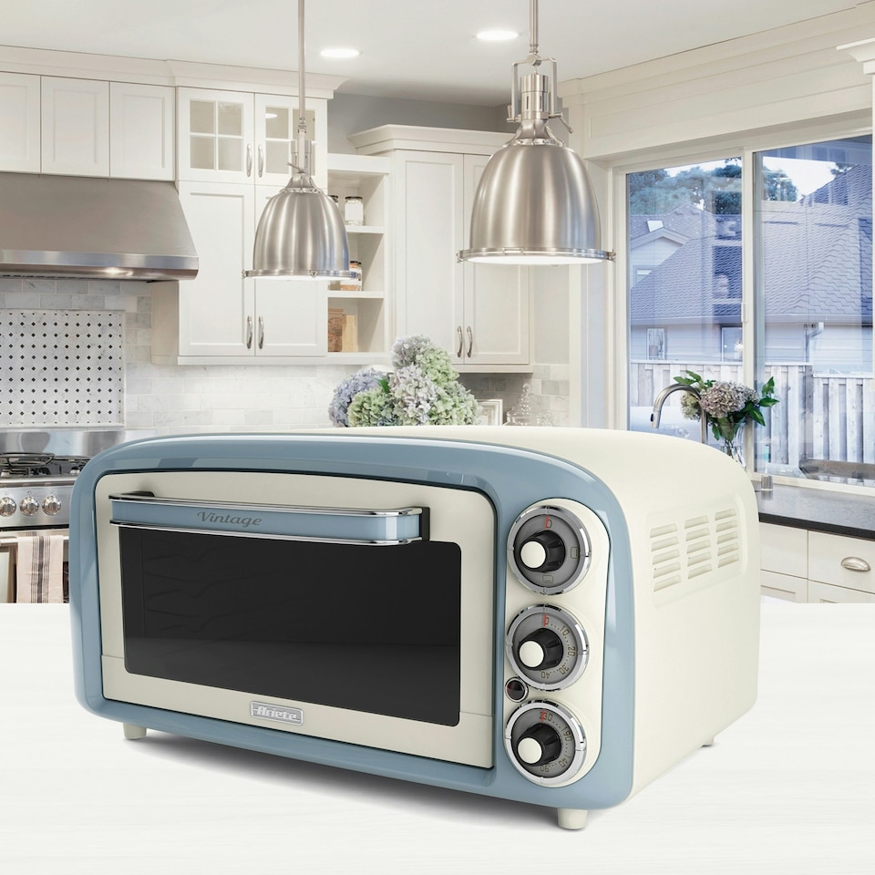 image 1 of Ariete 97905 Vintage Mini Oven, 18 Litre, 1380 W, Blue