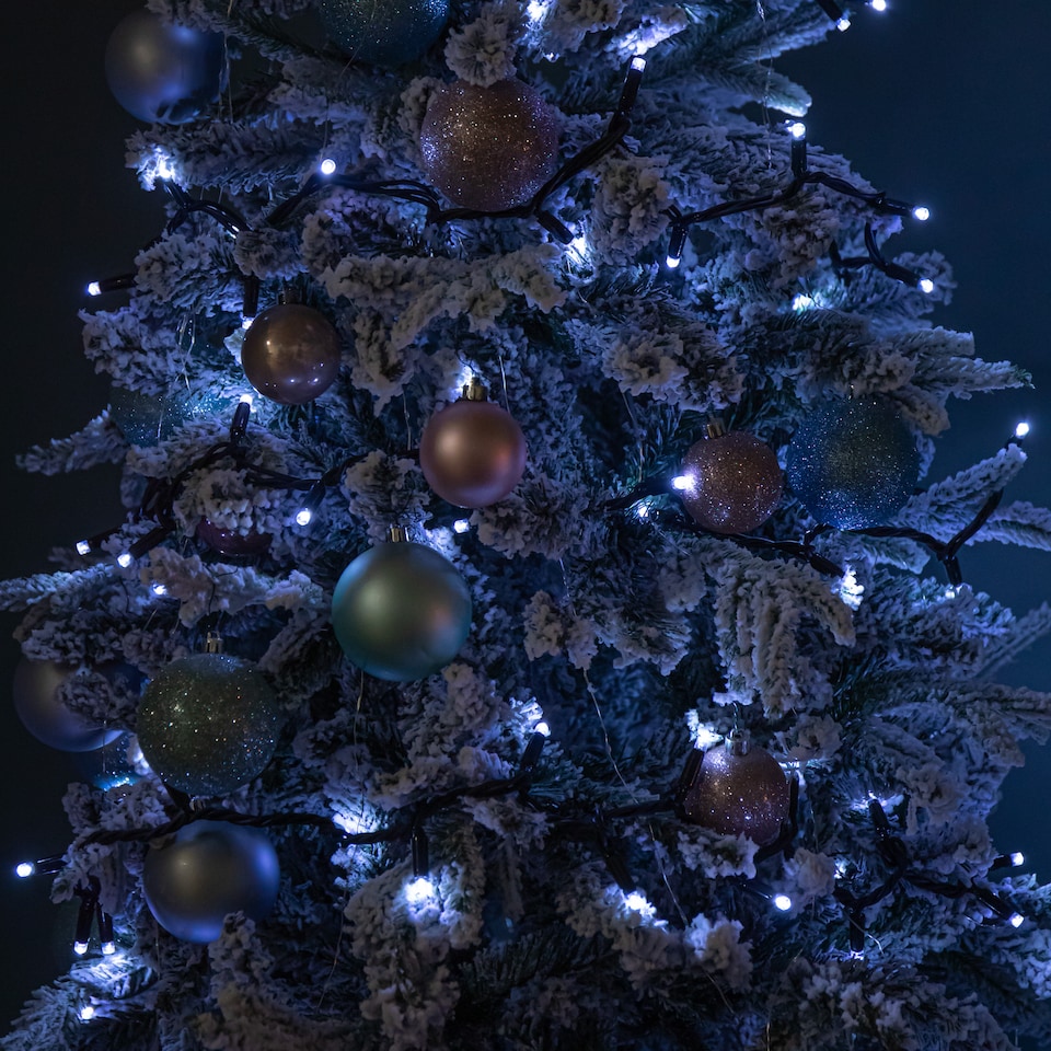 image 1 of 24m Set of 300 Connectable String Lights with White LEDs