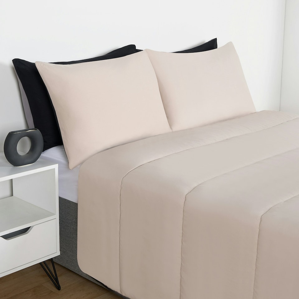 image 1 of OHS Reversible Coverless 10.5 Tog Soft Plush All Year Round Duvet Cover and Pillowcase Bedding Set Multi | Black and Stone | King