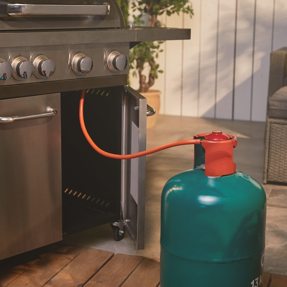 image 1 of VonHaus Propane Gas Regulator 27mm