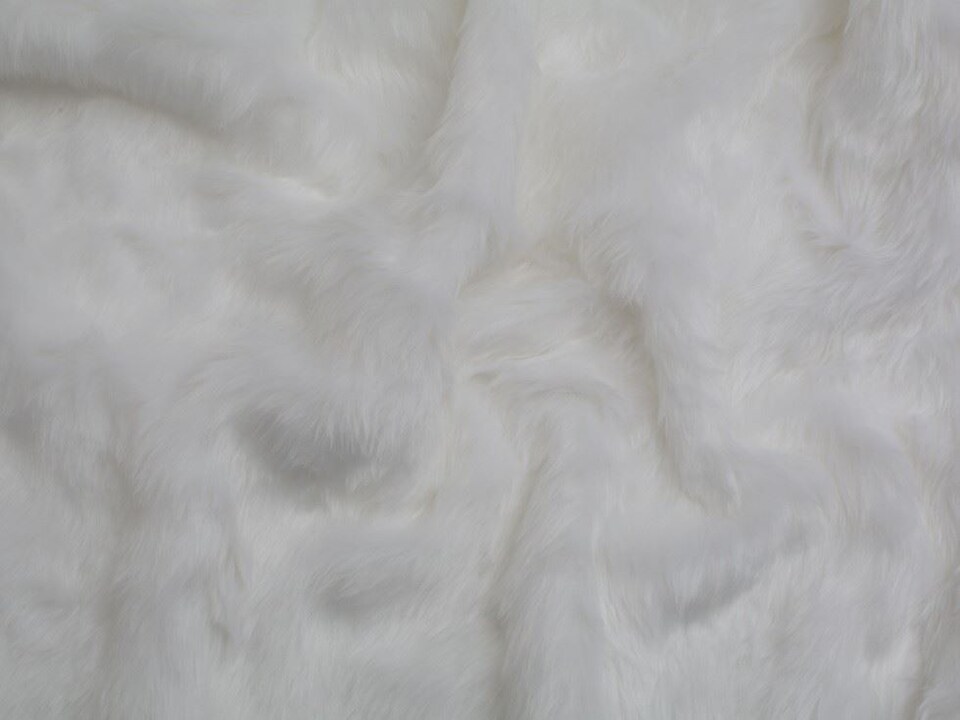 Minerva Core Range White Short Pile Faux Fur Fabric for Dressmaking, Toy Making, 150cm / 59" Wide - per metre