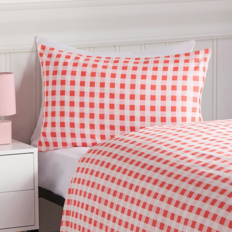 image 1 of OHS Gingham Hearts Reversible Print Duvet Cover and Pillowcase Set, Single - Coral/Pink