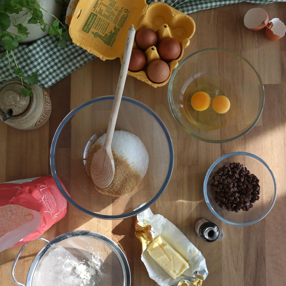 image 1 of Harbour Housewares Glass Mixing Bowl Set - 3 Sizes