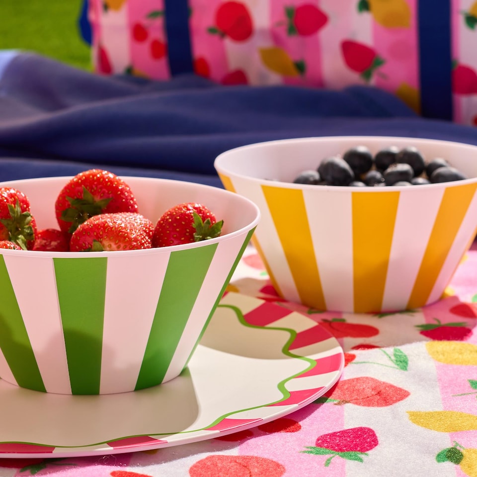 image 1 of OHS Summer Print Plastic Picnic Bowls Set of 4 Lightweight Outdoor