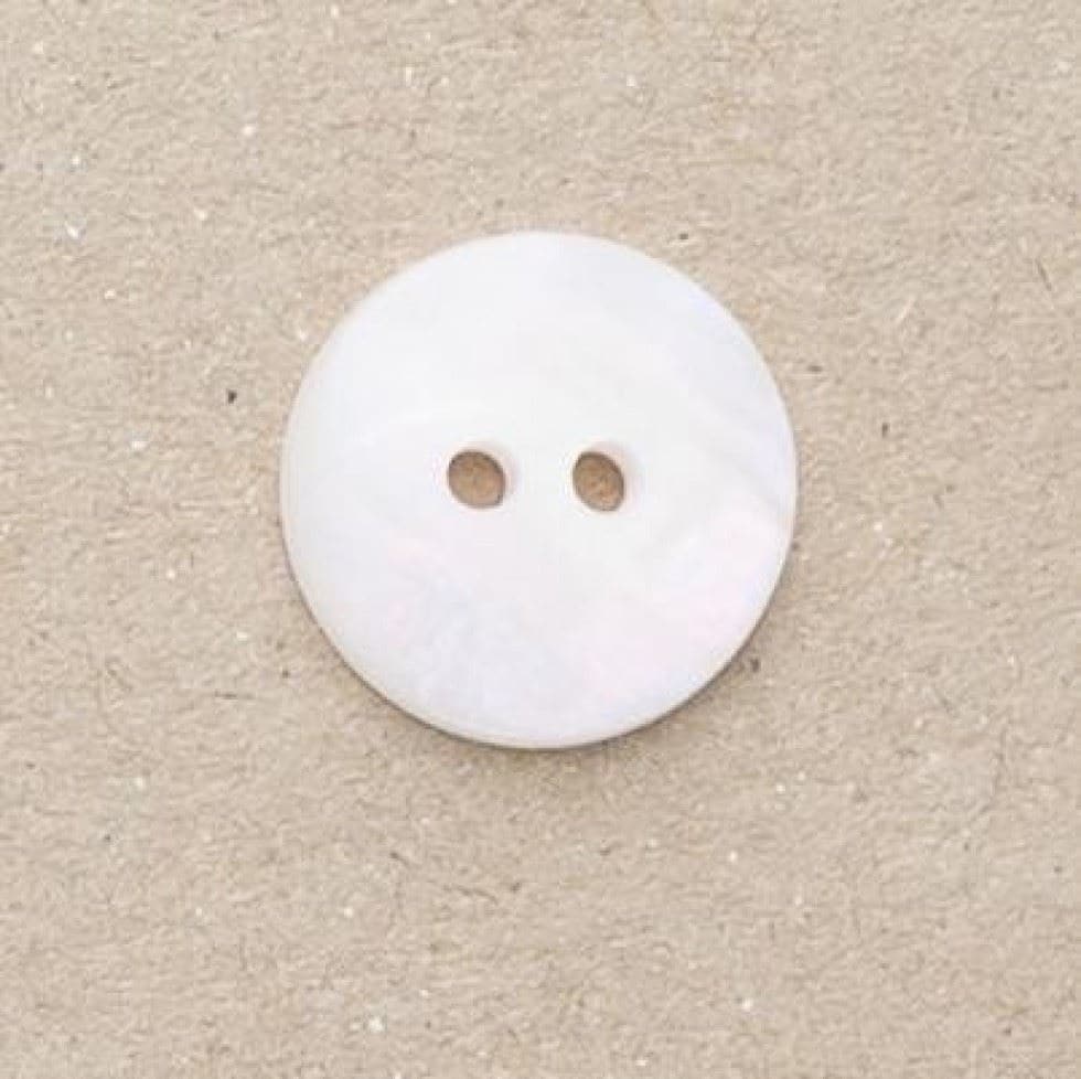Minerva Baby Pink Mother Of Pearl Effect Round Buttons for Dressmaking - 20mm - per value pack of 100