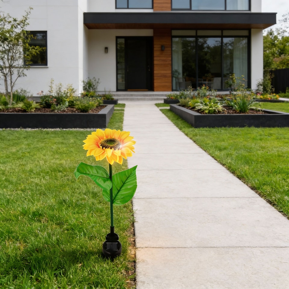 image 1 of Gardenwize Solar Sunflower Stake Lights (Pack of 4)