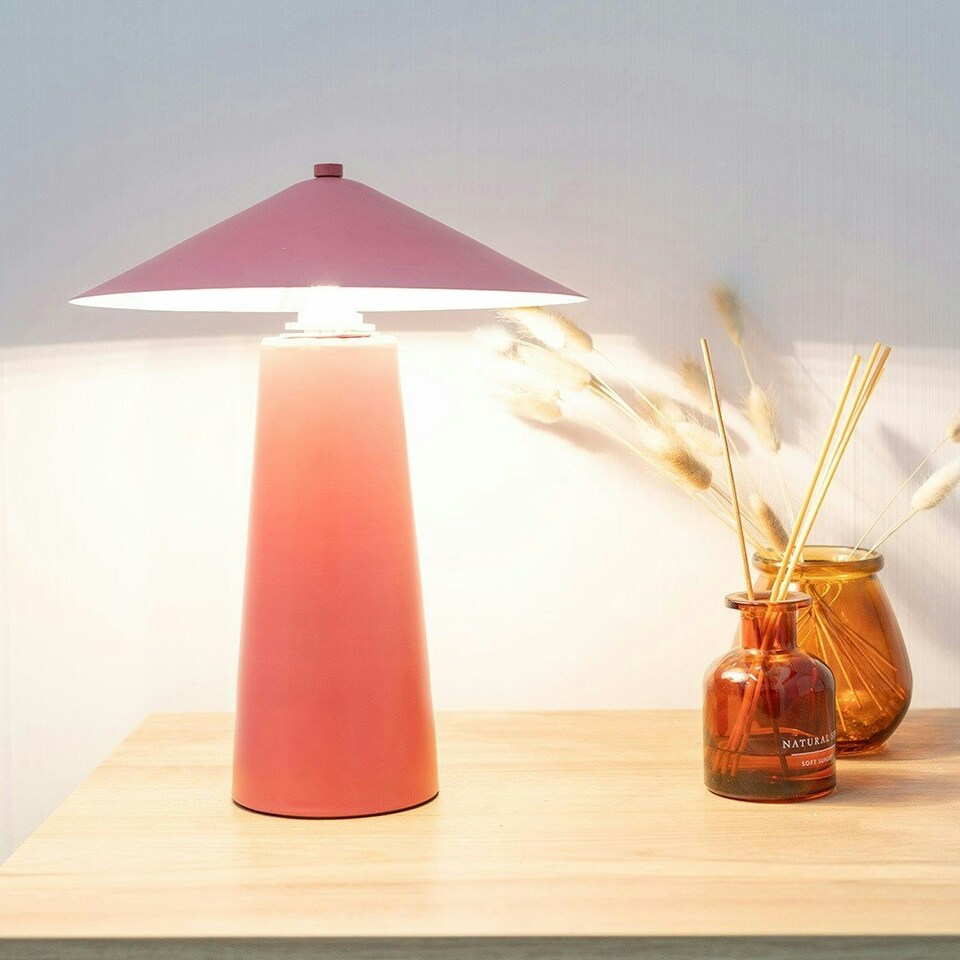 image 1 of ValueLights Axel Painted Coral Table Lamp with Pink Tapered Shade