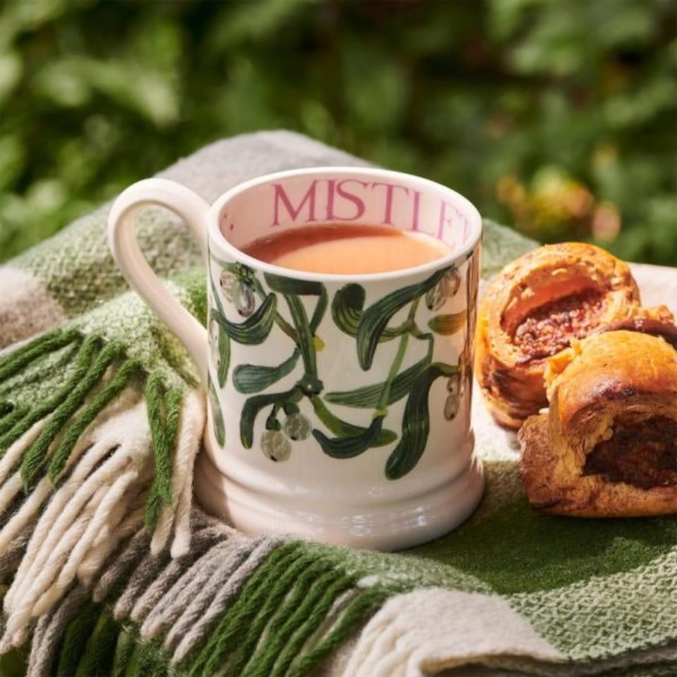 image 1 of Mug: 1 x 300ml Emma Bridgewater Mistletoe Half Pint Mug, Ceramic White