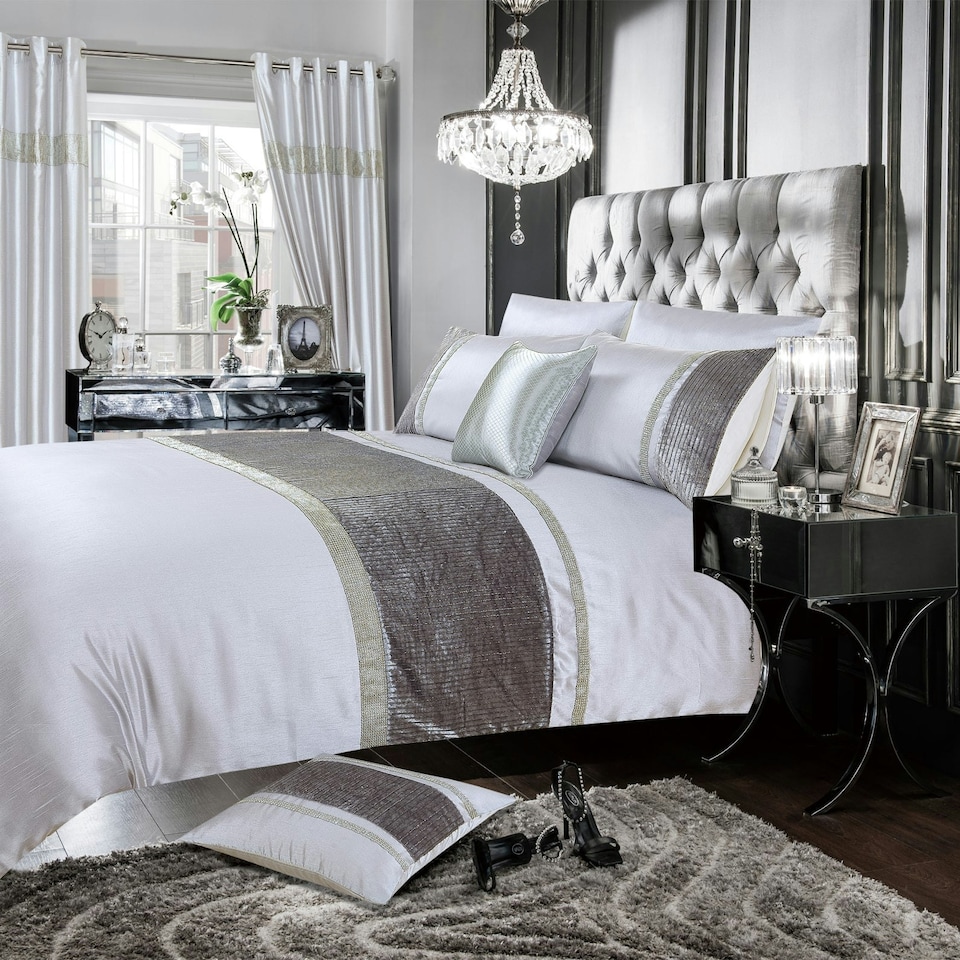 Intimates Chanelle Velvet Faux Silk Duvet Cover & Pillowcase Set Silver | Silver | Super King