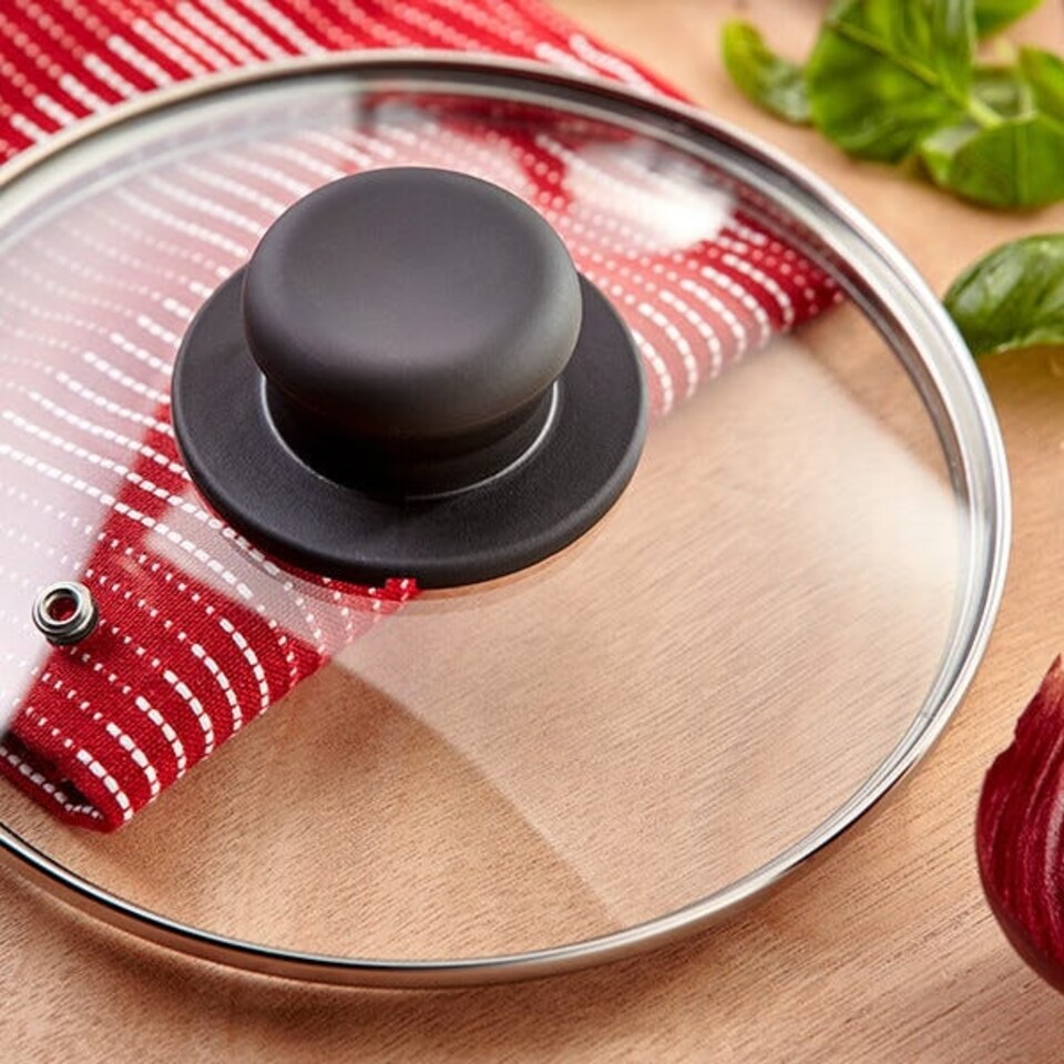 image 1 of Judge Everyday Non-Stick 18cm Saucepan, 1.8L