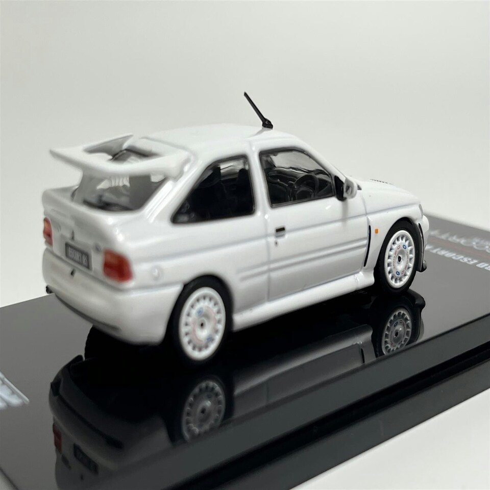 image 1 of Ford Escort RS Cosworth White RHD With OZ Rally Racing Wheels 1:64 Inno IN64FERSWHIRHDOZ