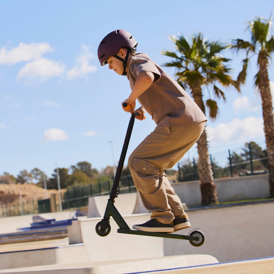 image 1 of Kinderkraft Solis 2 Wheel Stunt Scooter | Black