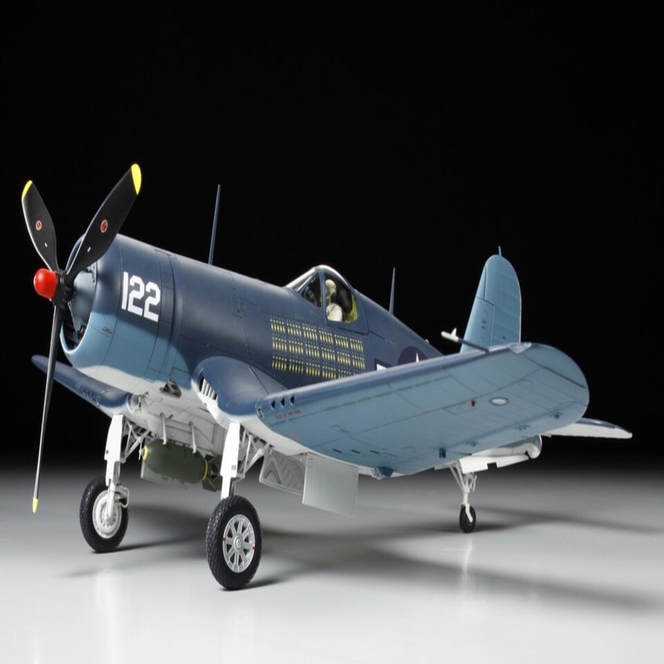 Tamiya Vought F4U-1A Corsair (1:32 Scale)
