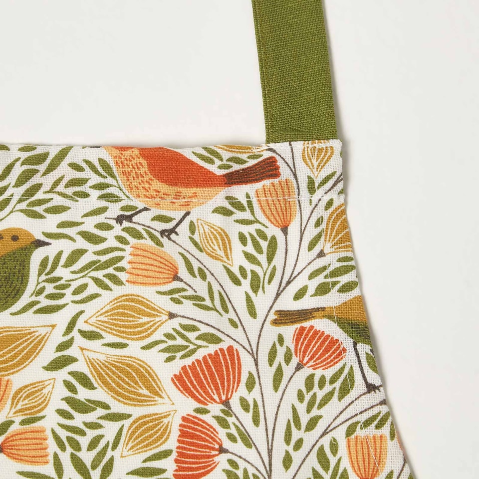 image 1 of Homescapes Cotton Song Bird Apron - 70 x 85 cm