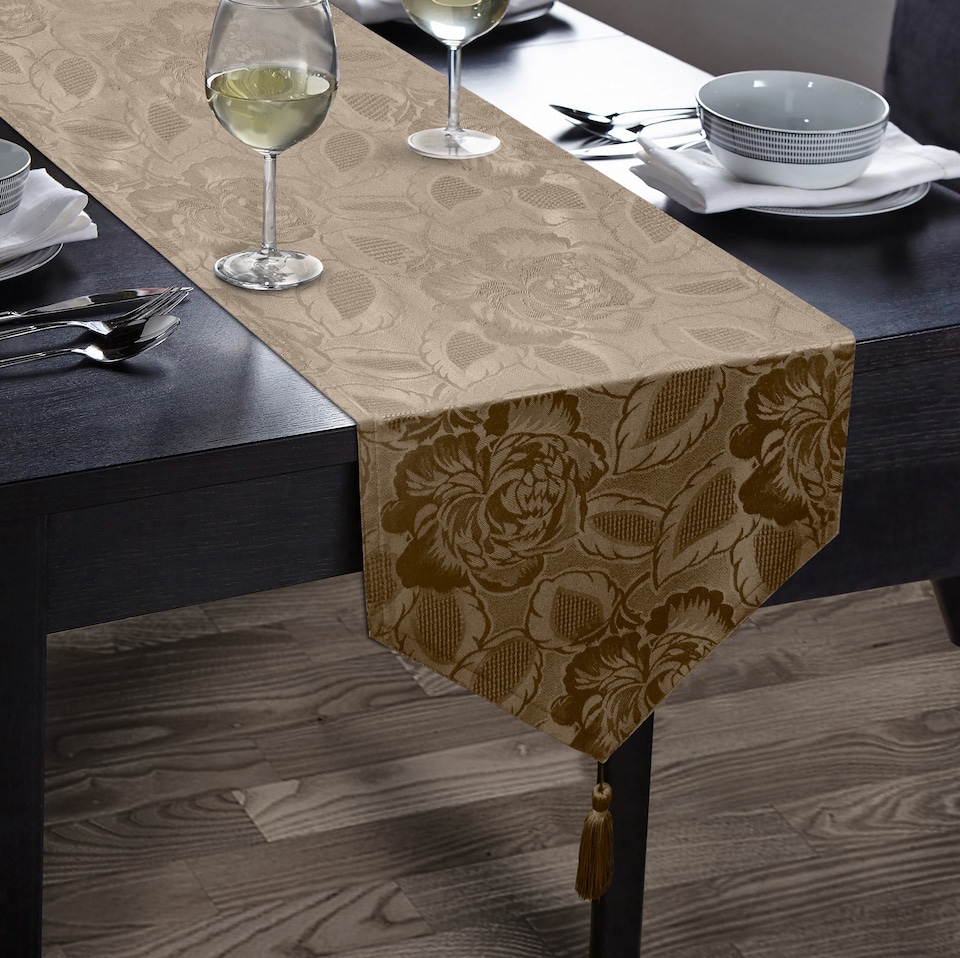 Kitchen Trends Rose Jacquard Table Runner