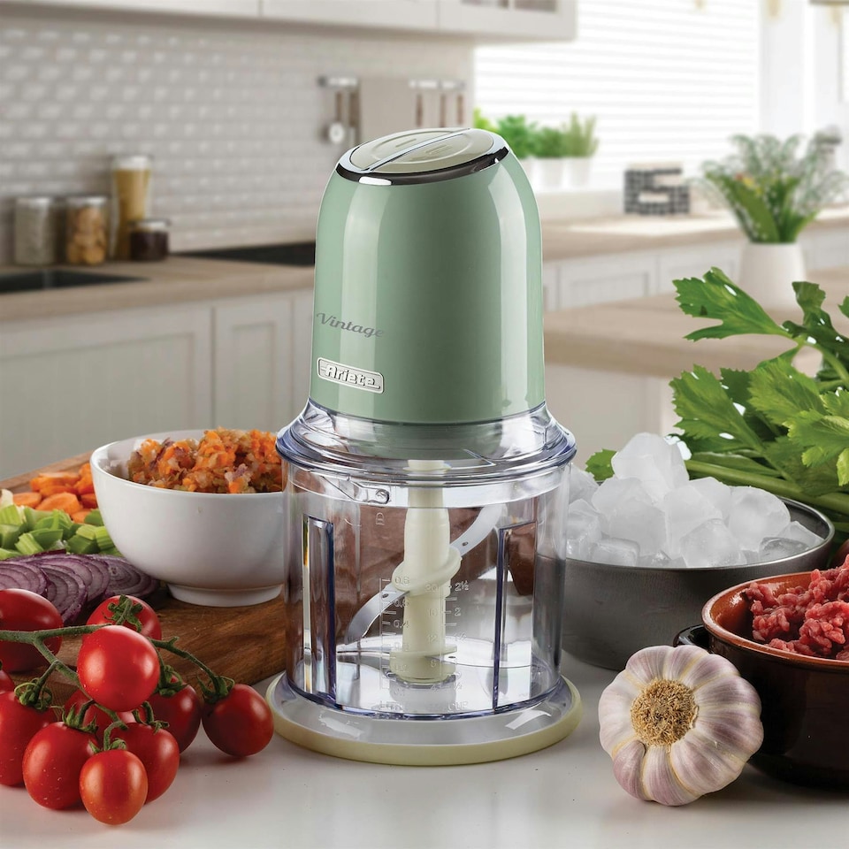 image 1 of Ariete 438/04 Vintage Mini Chopper, 400W, 600ml Graduated Beaker, 2 Speeds, Stainless Steel Blades, Green