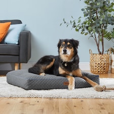 Snug Furry Friends Pet Bed