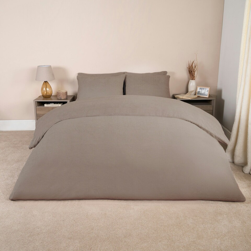 image 1 of OHS Teddy Fleece Soft Cosy Warm Thermal Plush Plump Duvet Cover and Pillowcase Bedding Set | Orange | Rust | Double