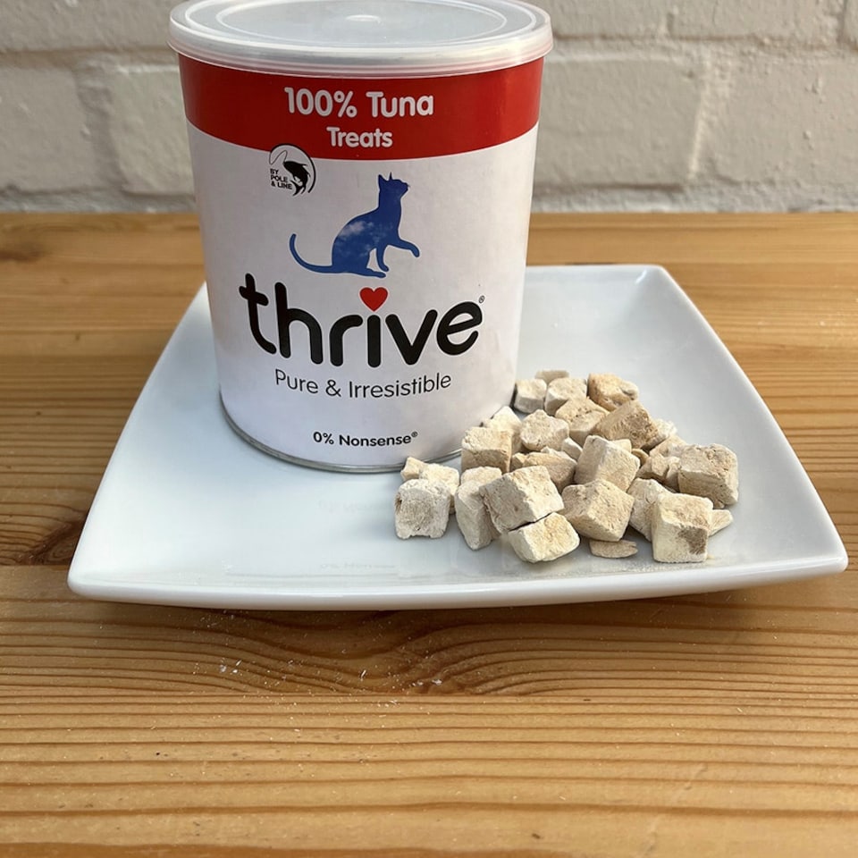 image 1 of Thrive Cat Treats 100% Tuna 180g