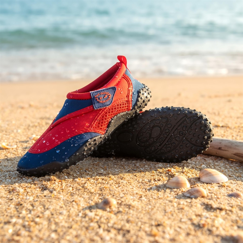 image 1 of GEEZY Aqua Water Shoes, Unisex, Beach Surfing Holidays - Red, UK Adult 6